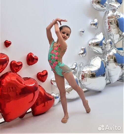 Купальник для художественной гимнастики