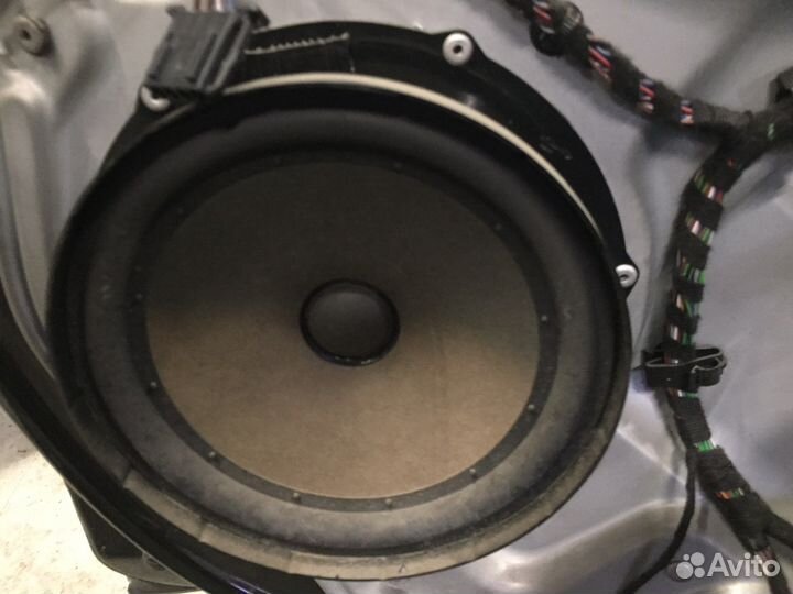 Динамик в Дверь Шкода октавия А5