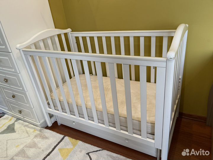 Кроватка Лель из массива