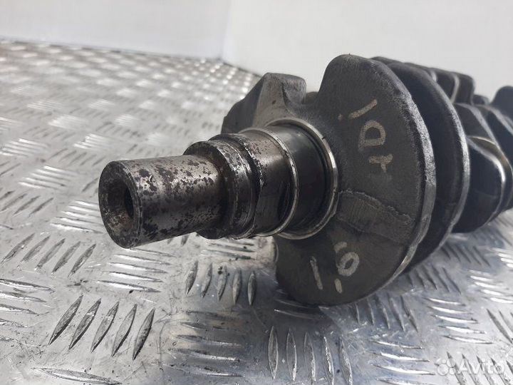 Коленвал 2063A0205B Citroen C4 Grand Picasso (2006