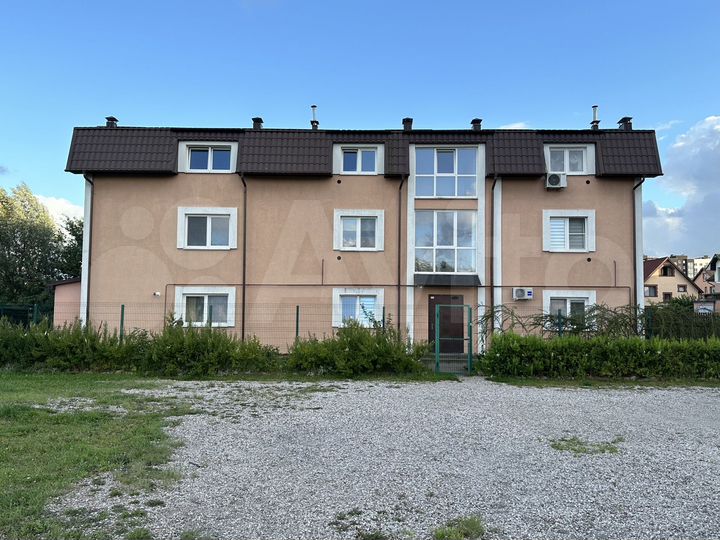 3-к. квартира, 130 м², 3/3 эт.