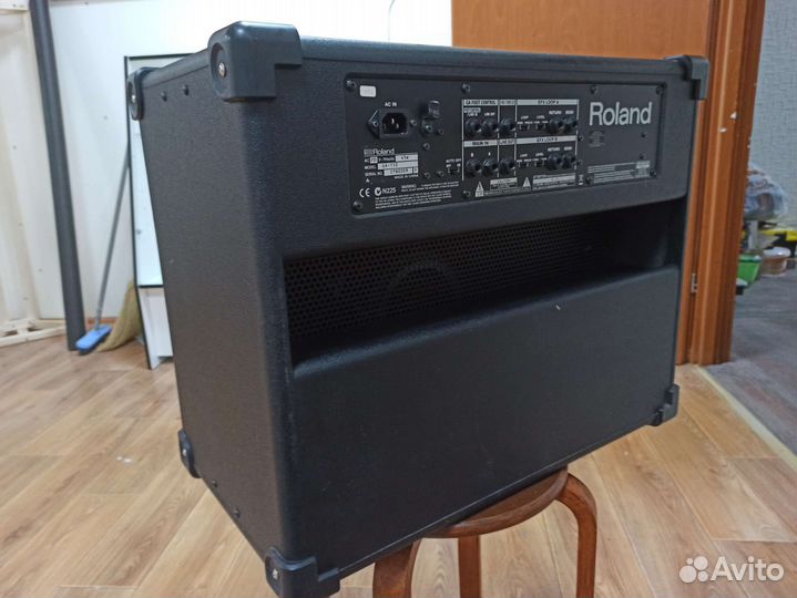Гитарный комбик Roland GA-112