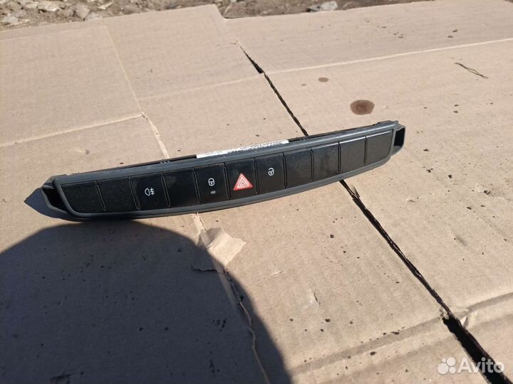 Кнопка аварийной остановки Smart ForFour