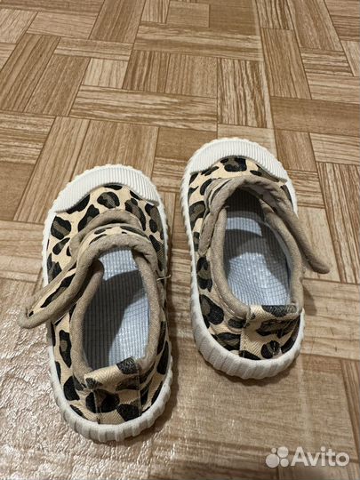 Сандали для девочки