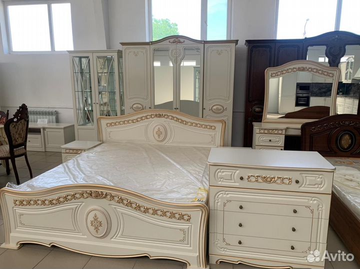 Спальня в классическом стиле