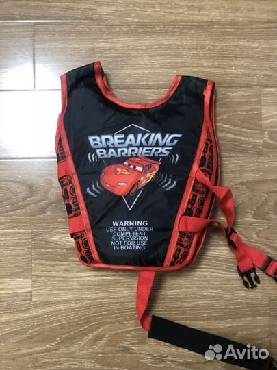 Спасательный жилет для детей