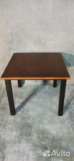 Журнальный столик