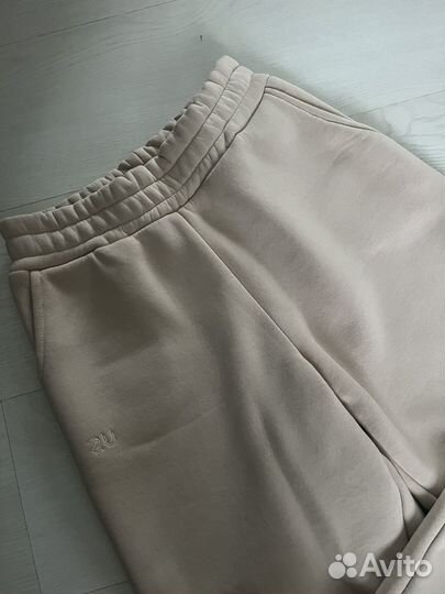 Спортивный костюм женский 40