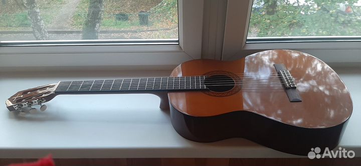 Акустическая гитара yamaha c40