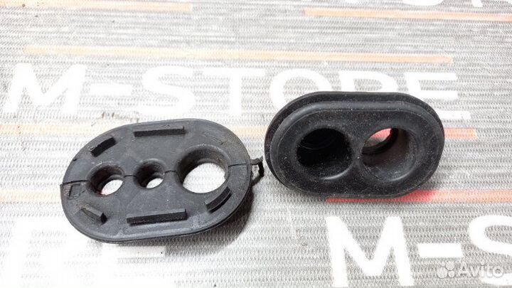 Втулка патрубка системы охлаждения Mercedes-Benz