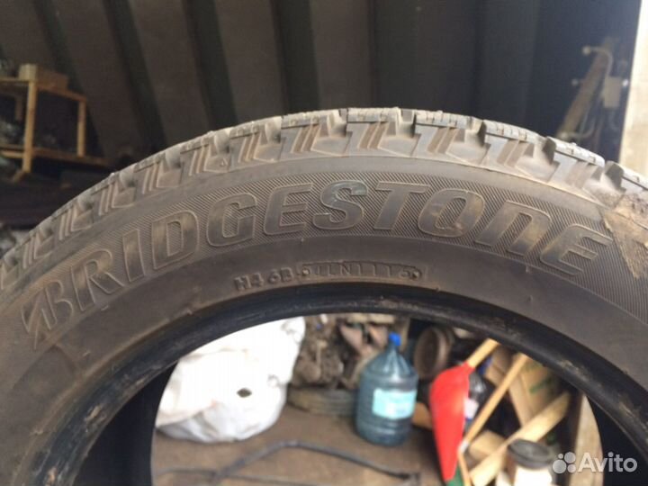 Bridgestone Blizzak Ice 235/55 R17