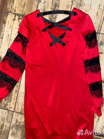 Платье женское