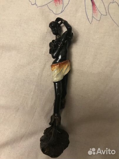 Африканские статуэтки