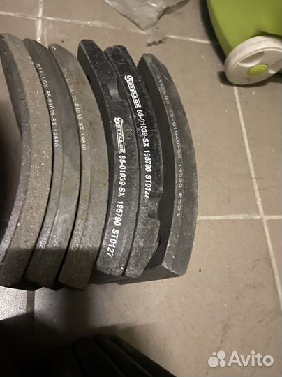 Накладки колодки на грузовик