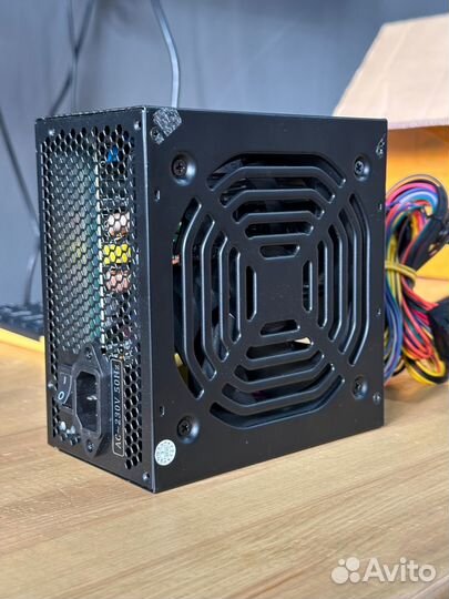 Блок питания для компьютера 500W