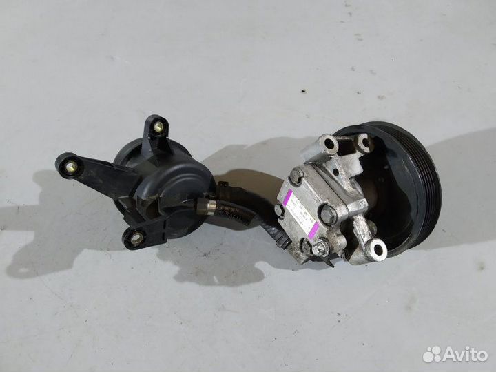 Насос гур Mercedes E-Class W211 OM646