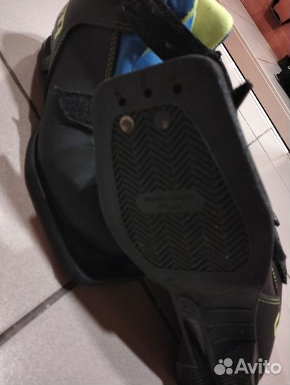 Ботинки лыжные 35