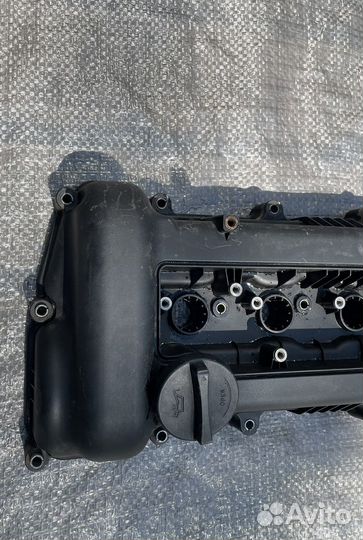 Клапанная крышка Hyundai Solaris 1.6 g4fc