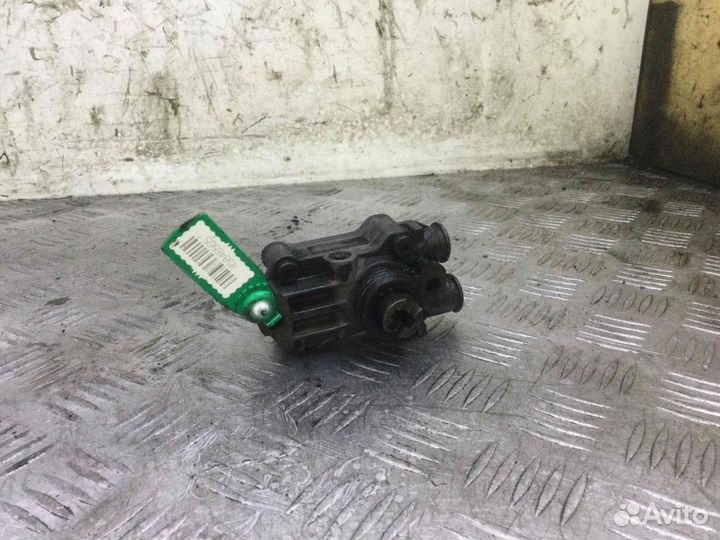 Насос топливный Mercedes C-klasse 0440020027; A611