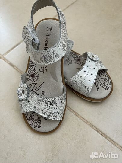 Босоножки для девочки