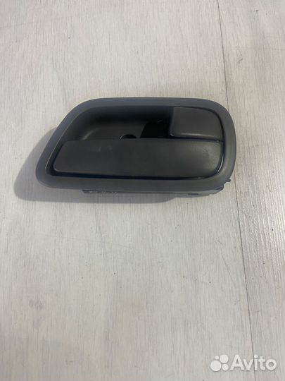 Ручка двери зад лев KIA RIO 2 JB рест 1.6 мт седан