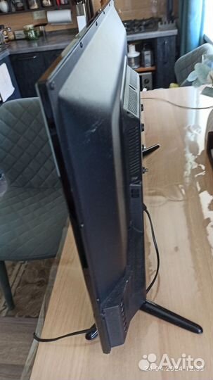 Телевизор SMART tv с вайфаем бу