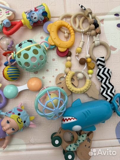 Игрушки для малышей пакетом