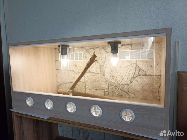 Террариум для рептилий новый