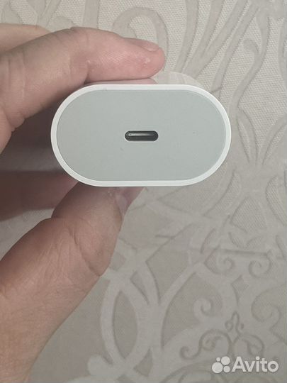 Зарядка для iPhone