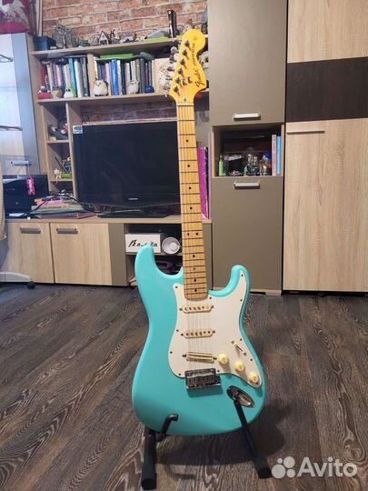 Fender Stratocaster st-72 ясень