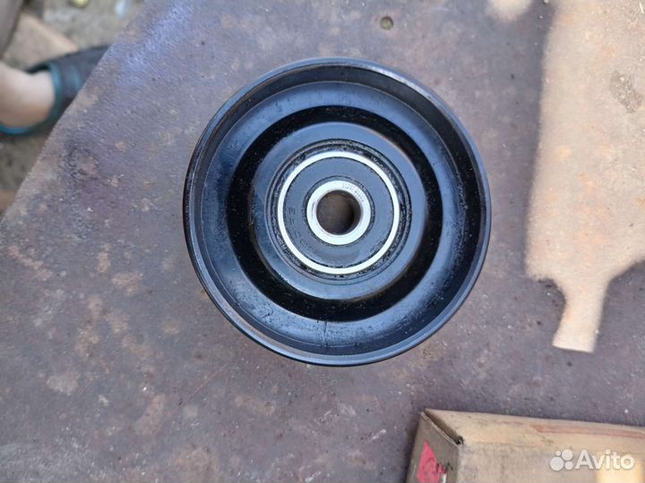 Ролик натяжной Nissan cefiro a32