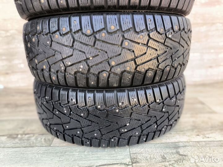 Pirelli Ice Zero 225/65 R17