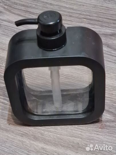 Дозаторы для жидкого мыло/средств для мытья посуды