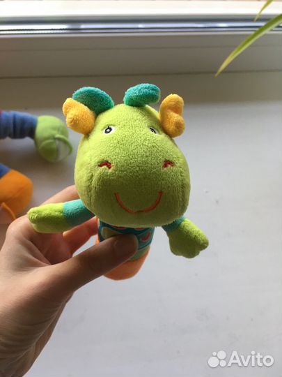 Развивающие игрушки для малышей