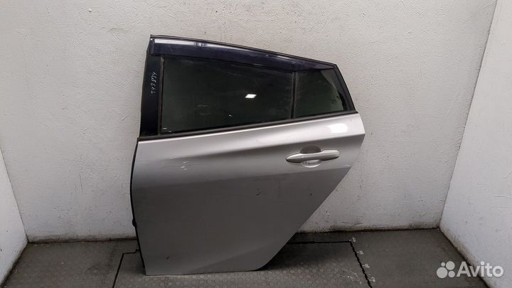 Дверь боковая левая задняя Toyota Prius