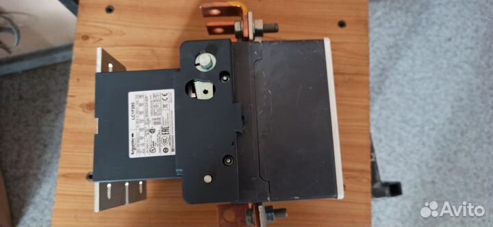 Контактор LC2F265M7 Schneider Electric