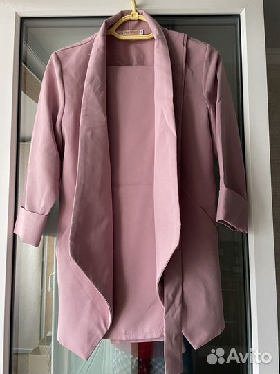 Костюм женский