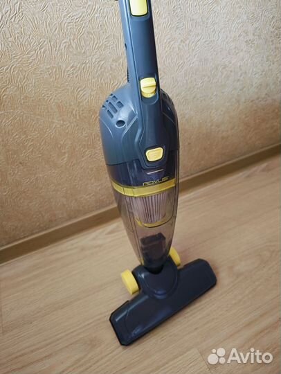 Вертикальный пылесос