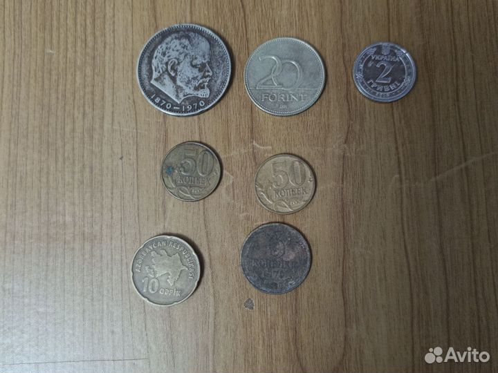 Продаю монеты