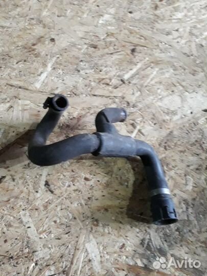 Патрубок системы охлаждения Mercedes Viano W639 OM