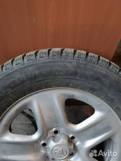 Nokian Tyres Hakkapeliitta 5 225/65 R17