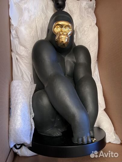 Lladro 01024166 Лампа Гарилла