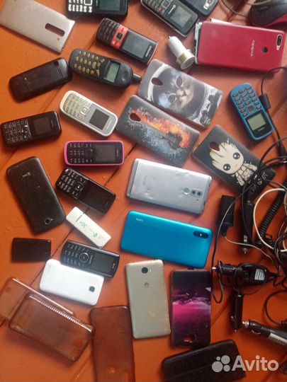 Телефоны Провода Чехлы Блоки 2 пакета Цена за все