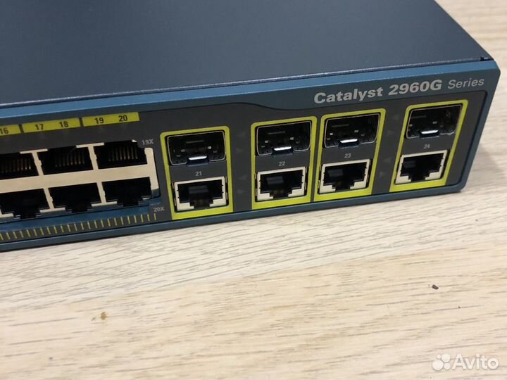 Коммутатор Cisco 2960G24 TS-L