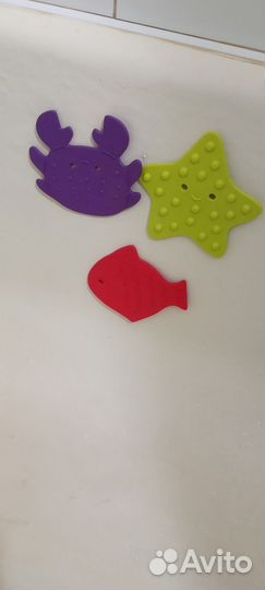 Игрушки для купания в ванной