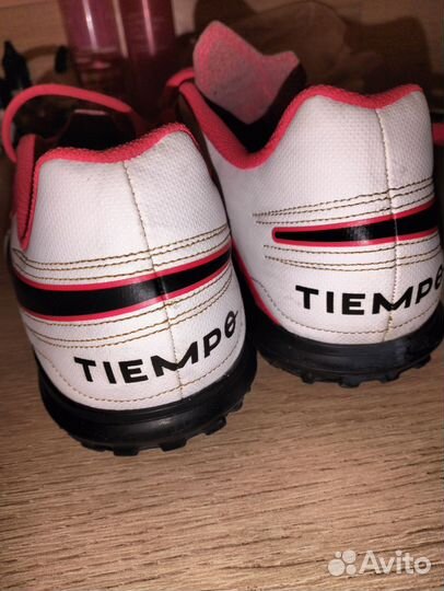 Футбольные бутсы nike tiempo