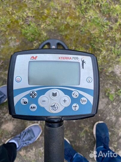 Металлоискатель minelab x terra 705 бу