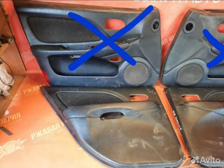 Дверная карта обшивка двери задняя Hyundai Sonata