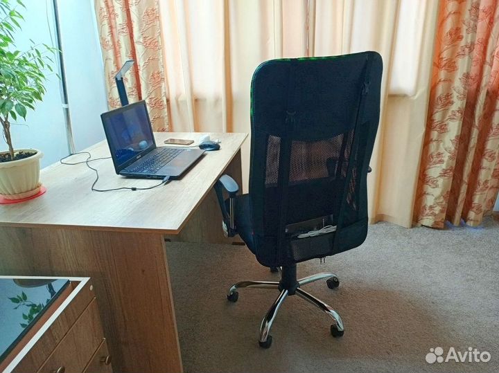 Компьютерное кресло dark Defender до 154 кг