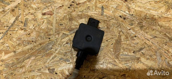 Датчик температуры в выпускном коллекторе